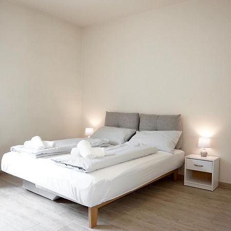 Bright Studio Apartment With Free Private Parking Merano Exteriér fotografie